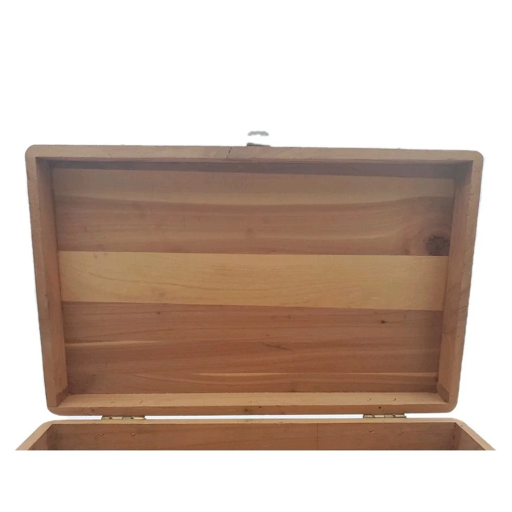 Vintage McGraw Box Co. Cedar Wood Keepsake Box Chest w/ Metal Accents 12